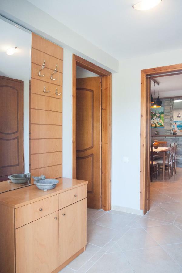 Diapori Villa Vourvourou Luaran gambar